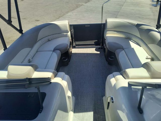 2026 Tahoe LTZ Elite Windshield 23 FT - 10