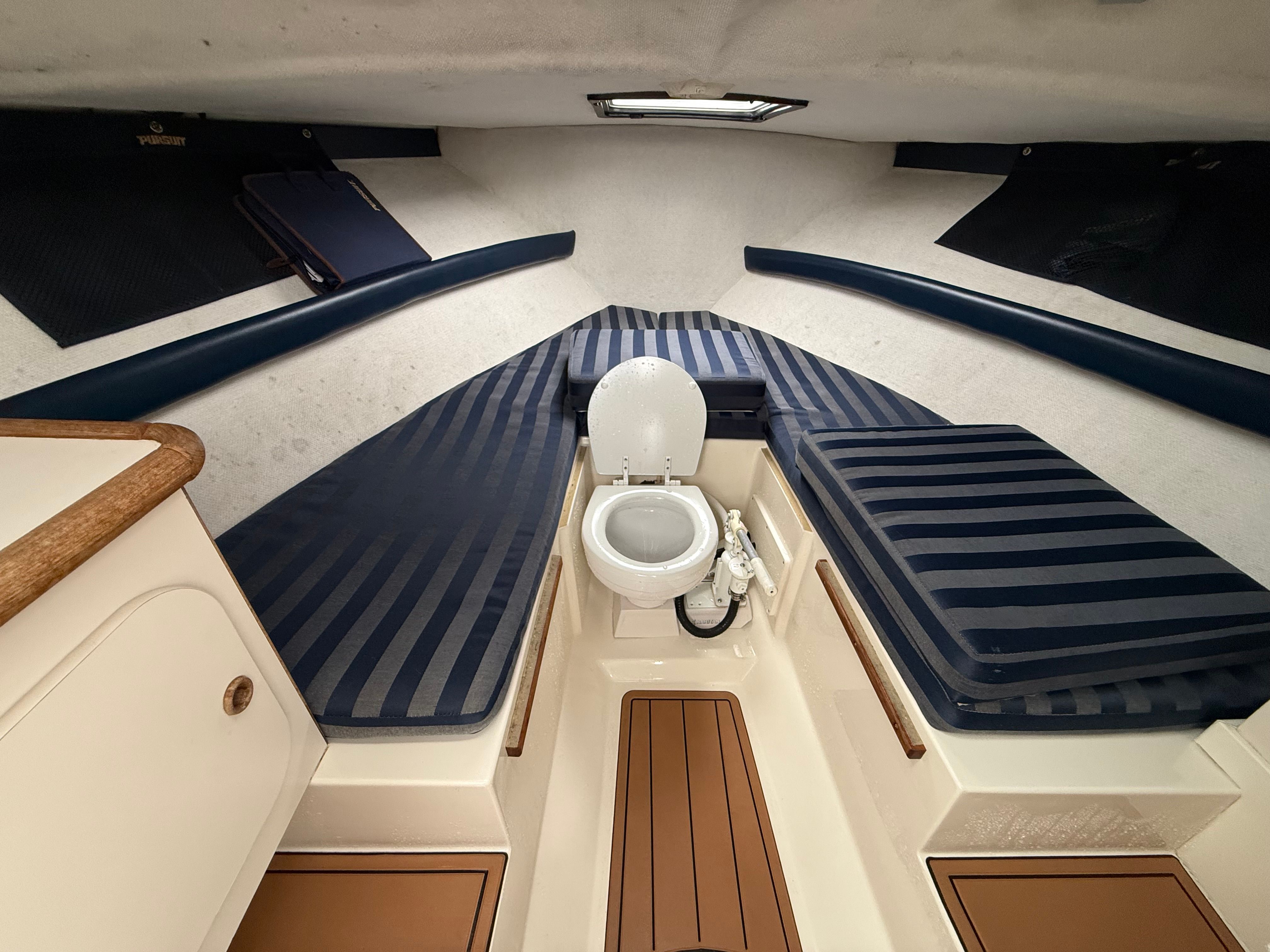 2002 Pursuit 2460 Denali - 5