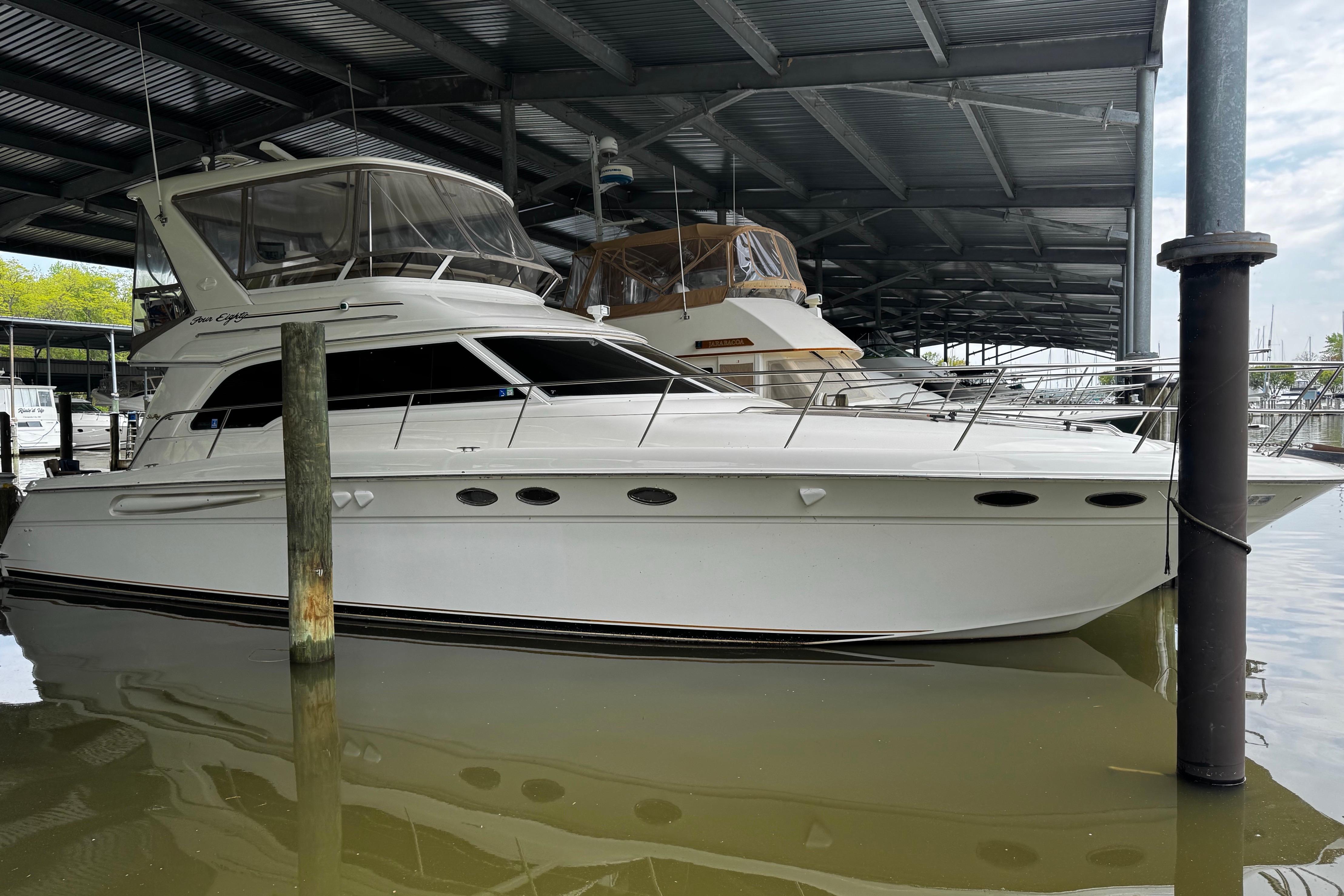 1999 Sea Ray 480 Sedan Bridge
