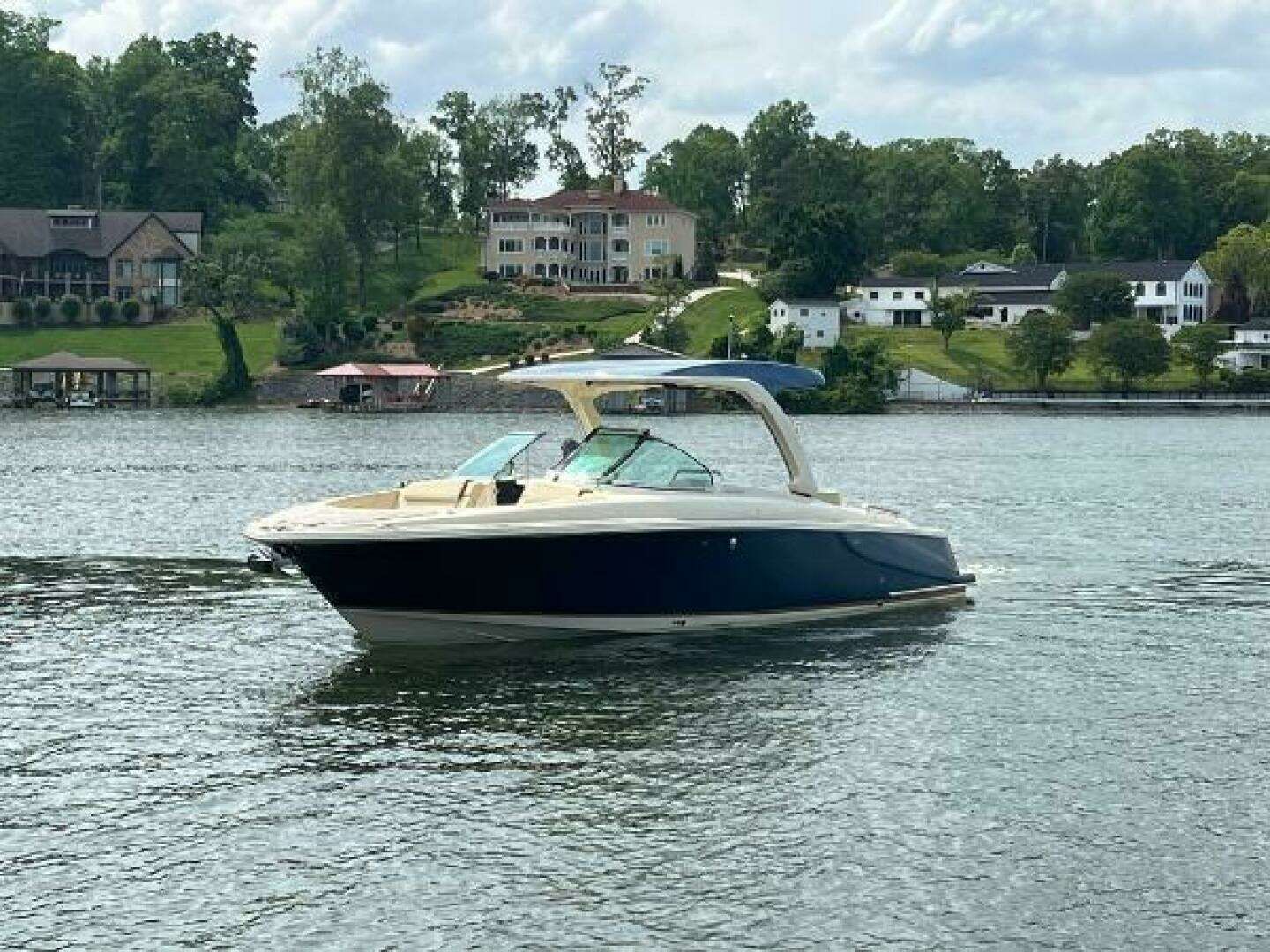2020 Chris-Craft Launch 31 GT - Image 87
