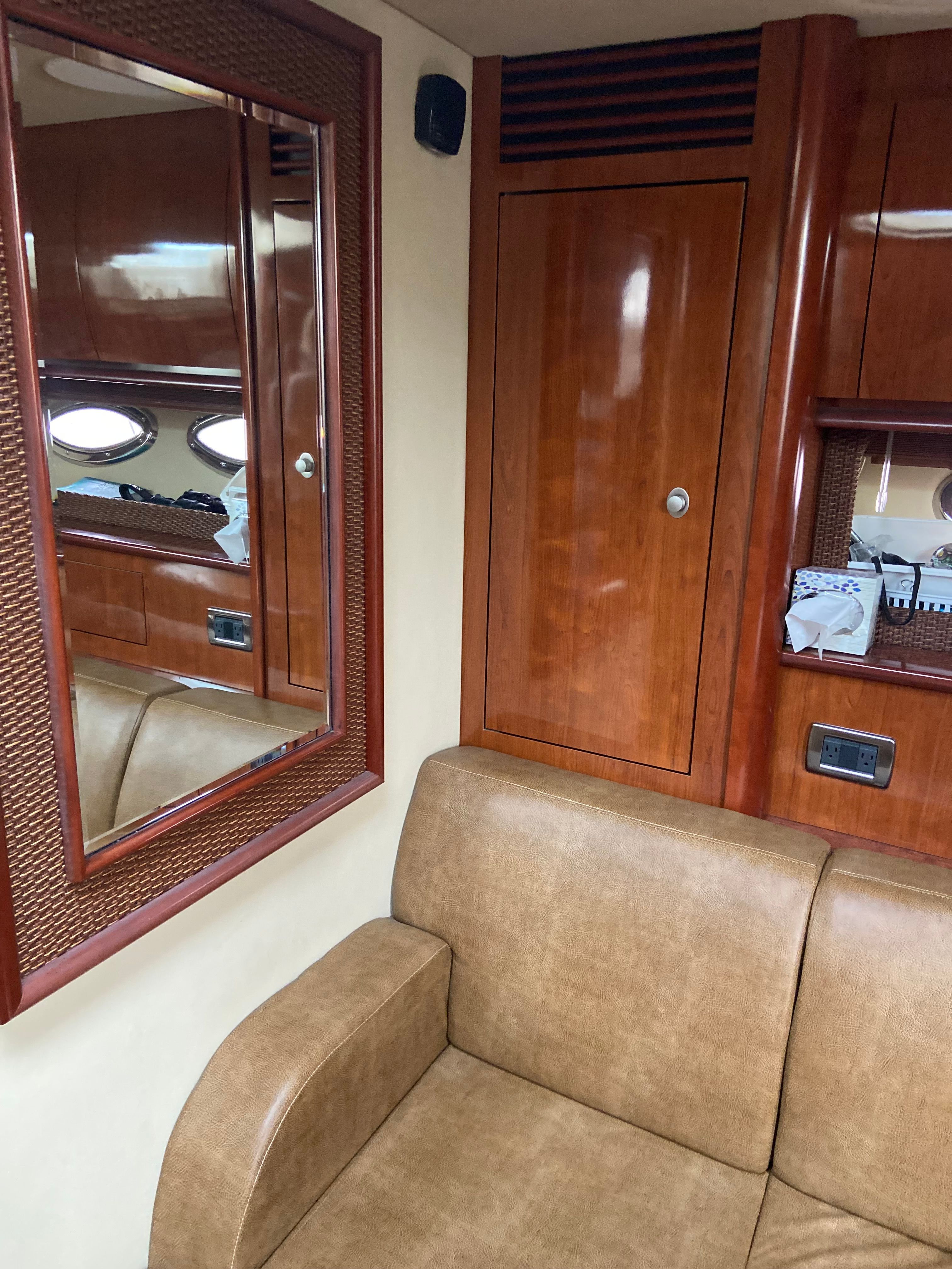 2005 Sea Ray 390 Sundancer - 19