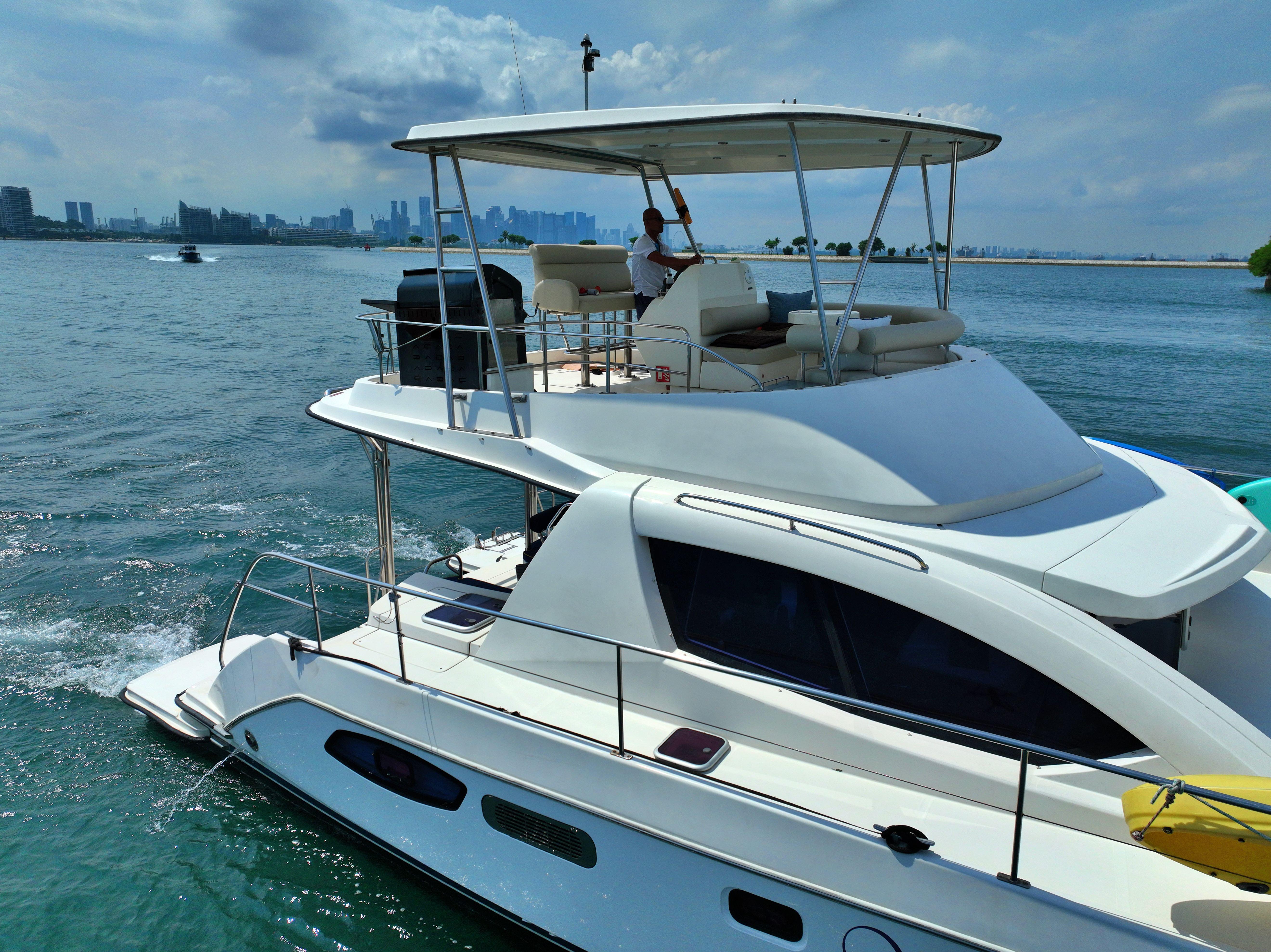 2012 Leopard 39 Powercat