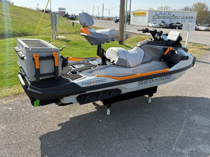 2026 Sea-Doo FishPro Trophy 170 w/ Sound - 12