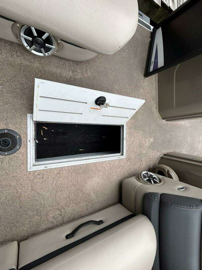 2013 Premier 250 S-Series - Image 20