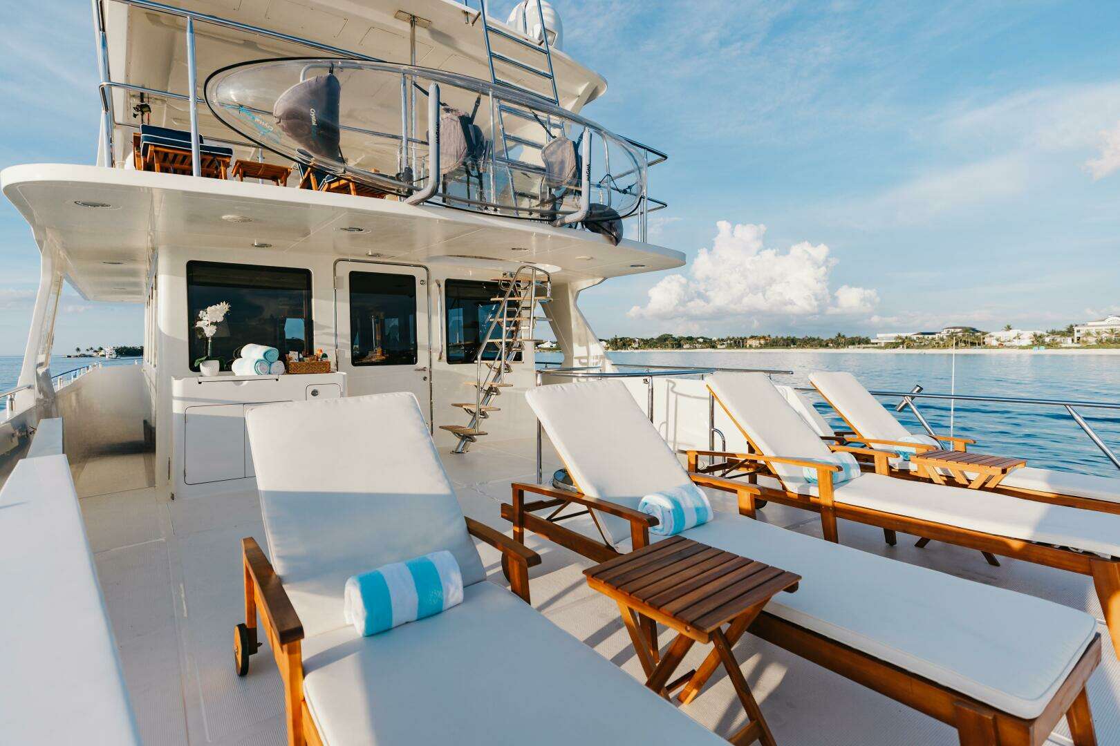 2007 President Tri-Deck - Image 12