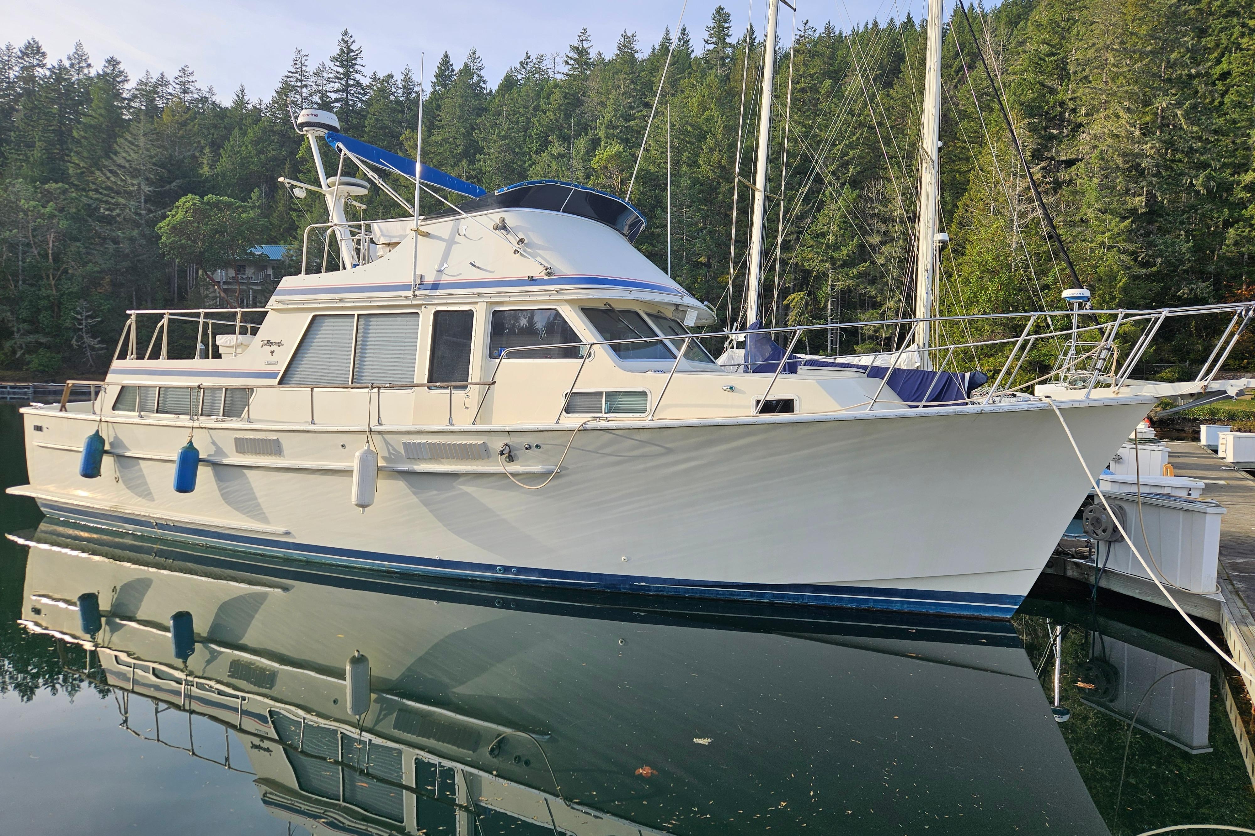 1981 Tollycraft 43 Motor Yacht