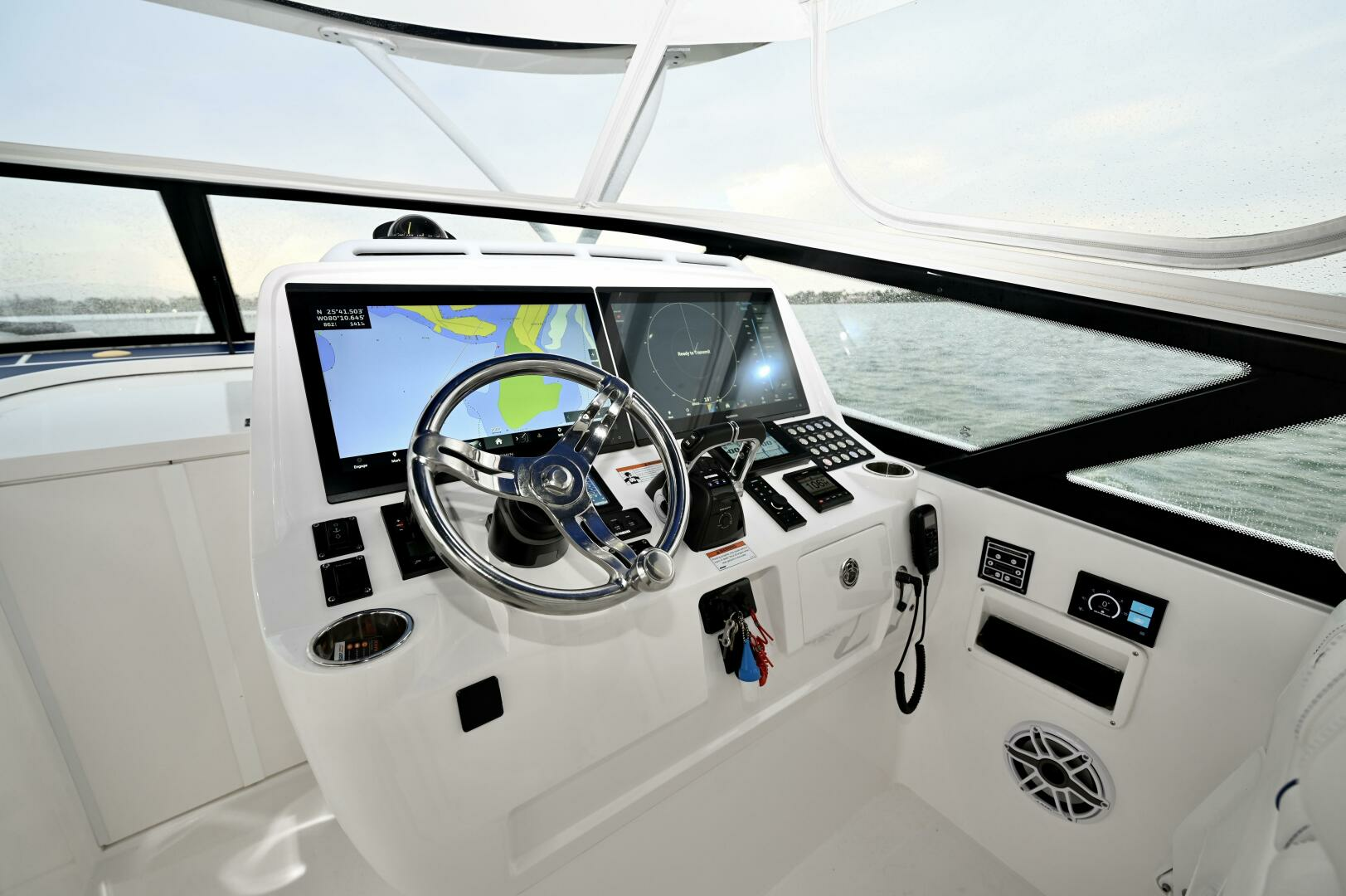 2021 Intrepid 438 Evolution - Image 21