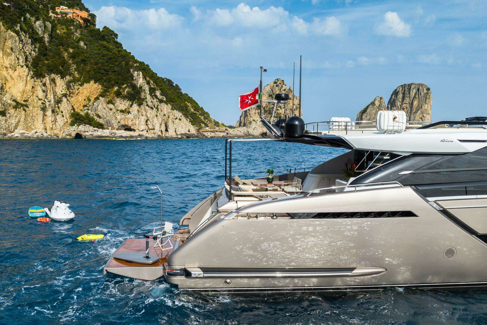 2021 Riva 88 Folgore - Image 8