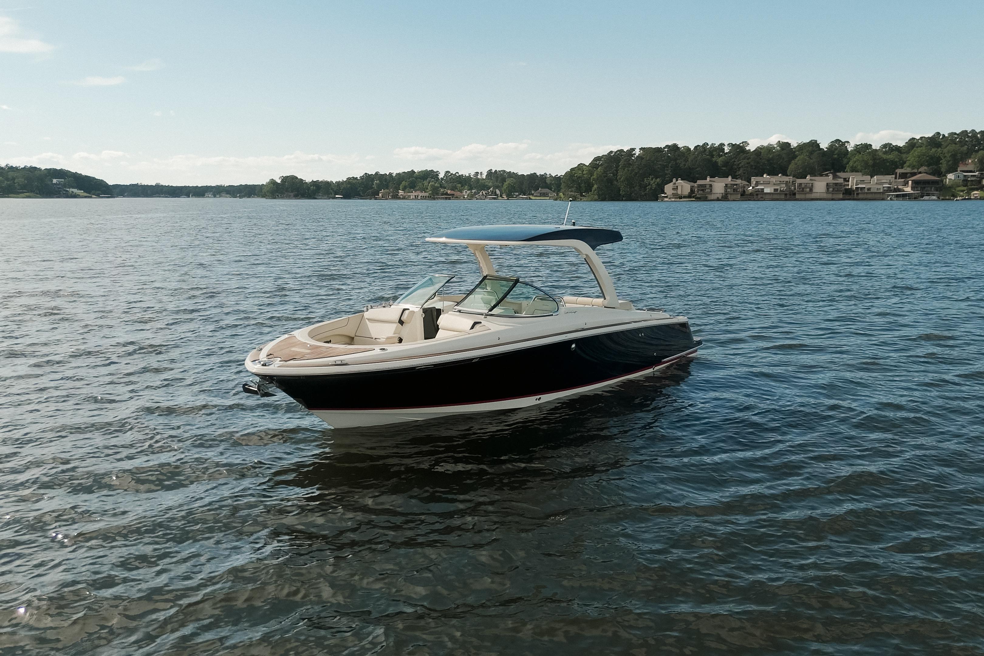 2020 Chris-Craft Launch 31 GT