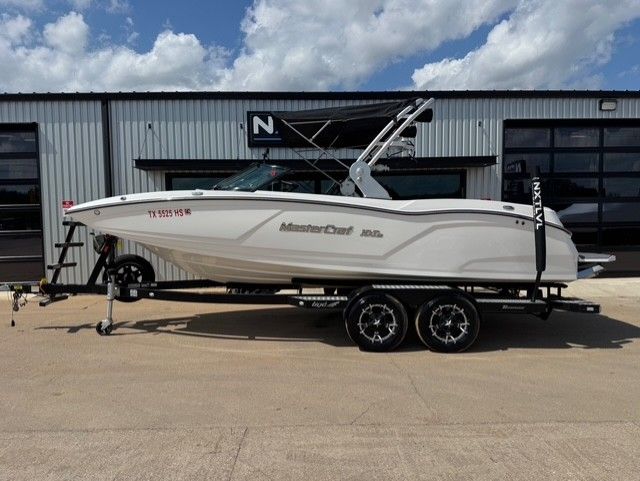 2019 MasterCraft NXT22
