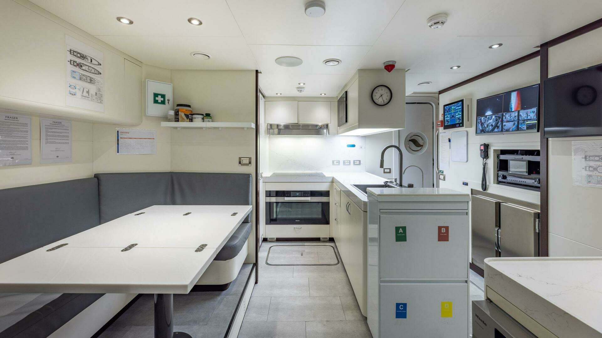 2017 ISA 120 Sport - Image 40