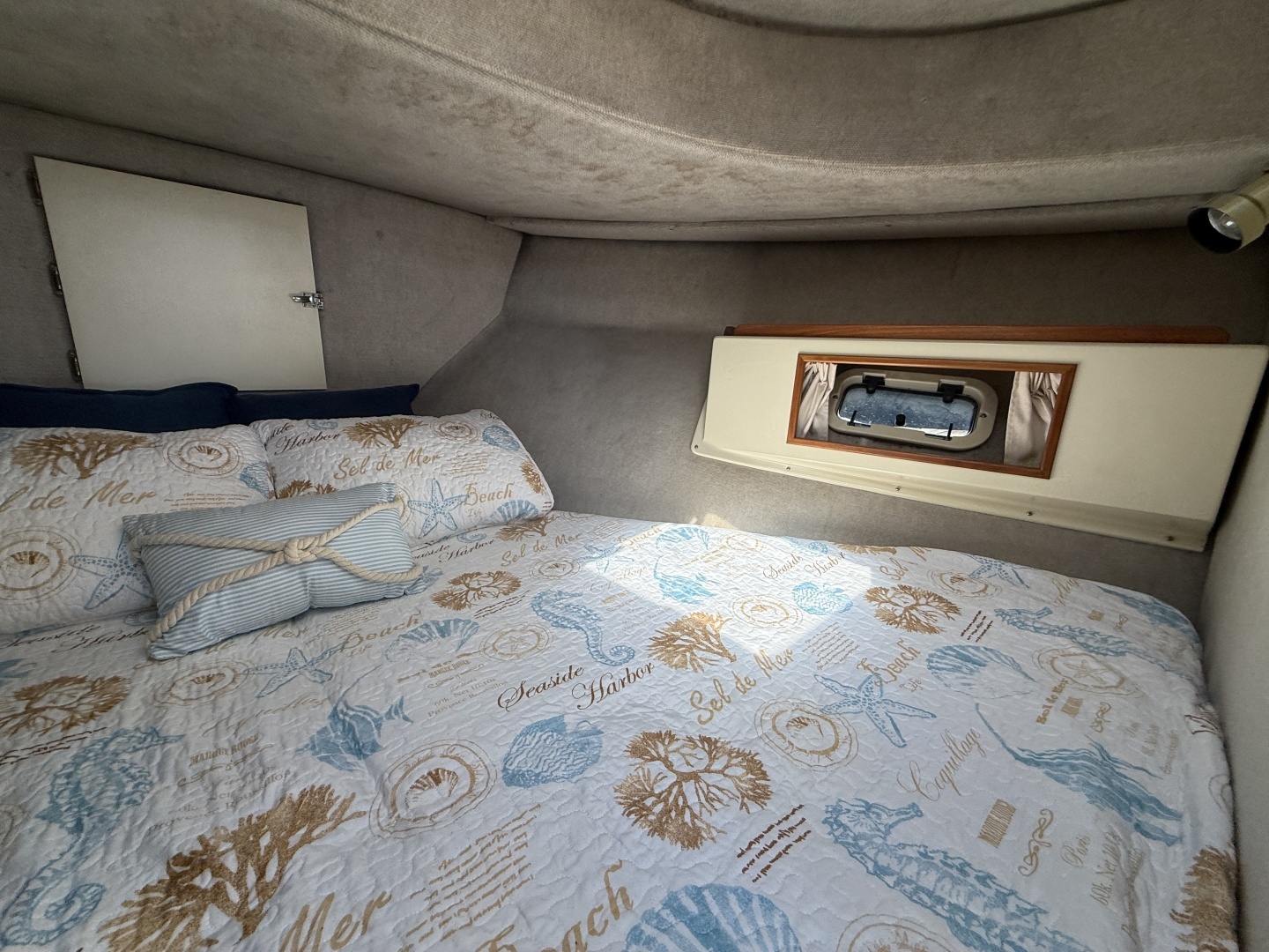 1994 Camano 31 Troll - Image 43