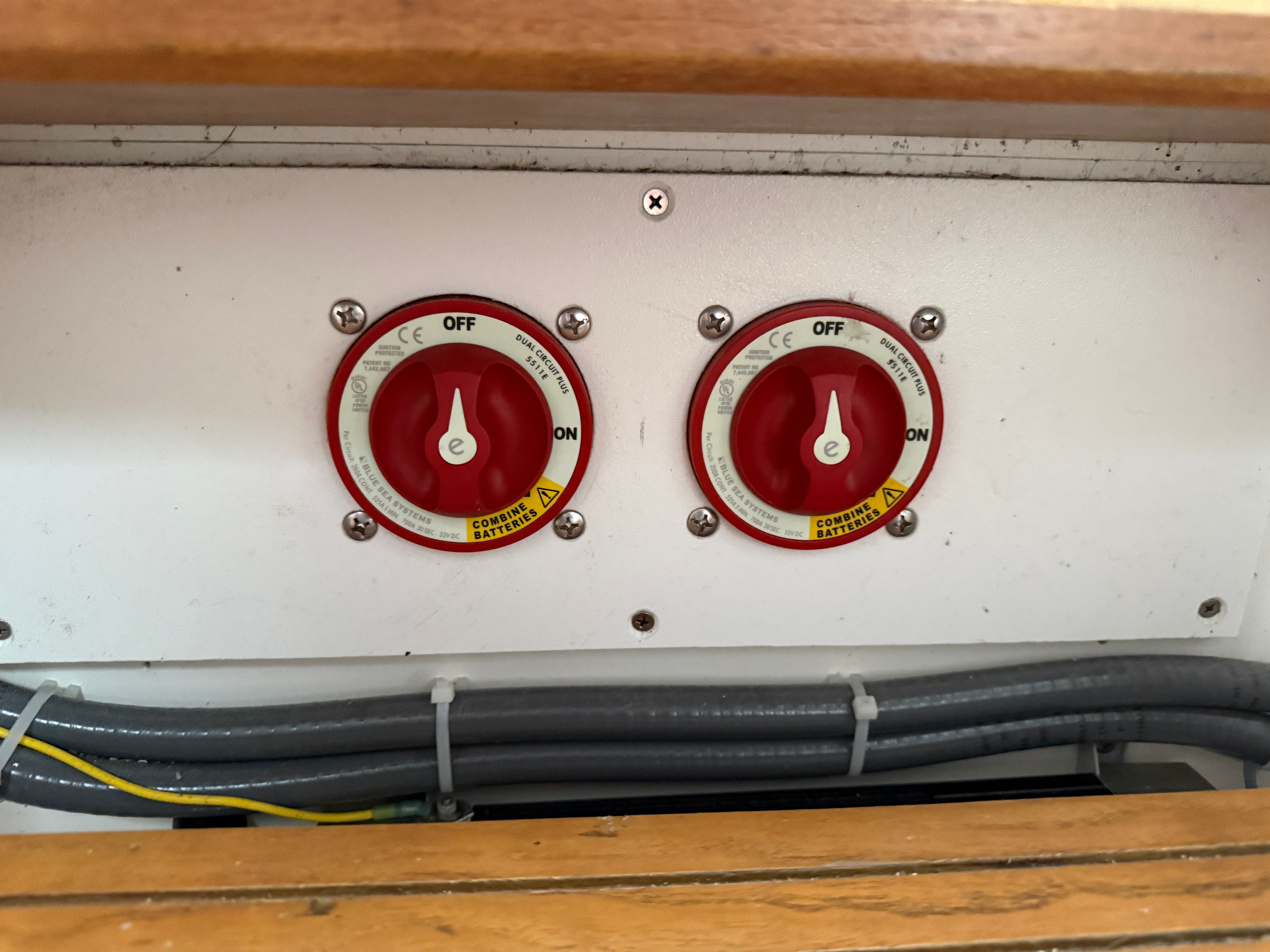Master switches.JPG