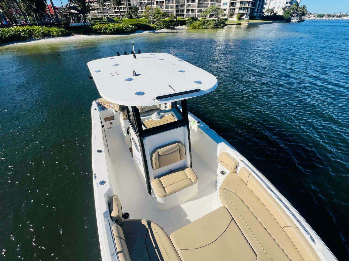 2020 NauticStar 251 Hybrid - Image 22