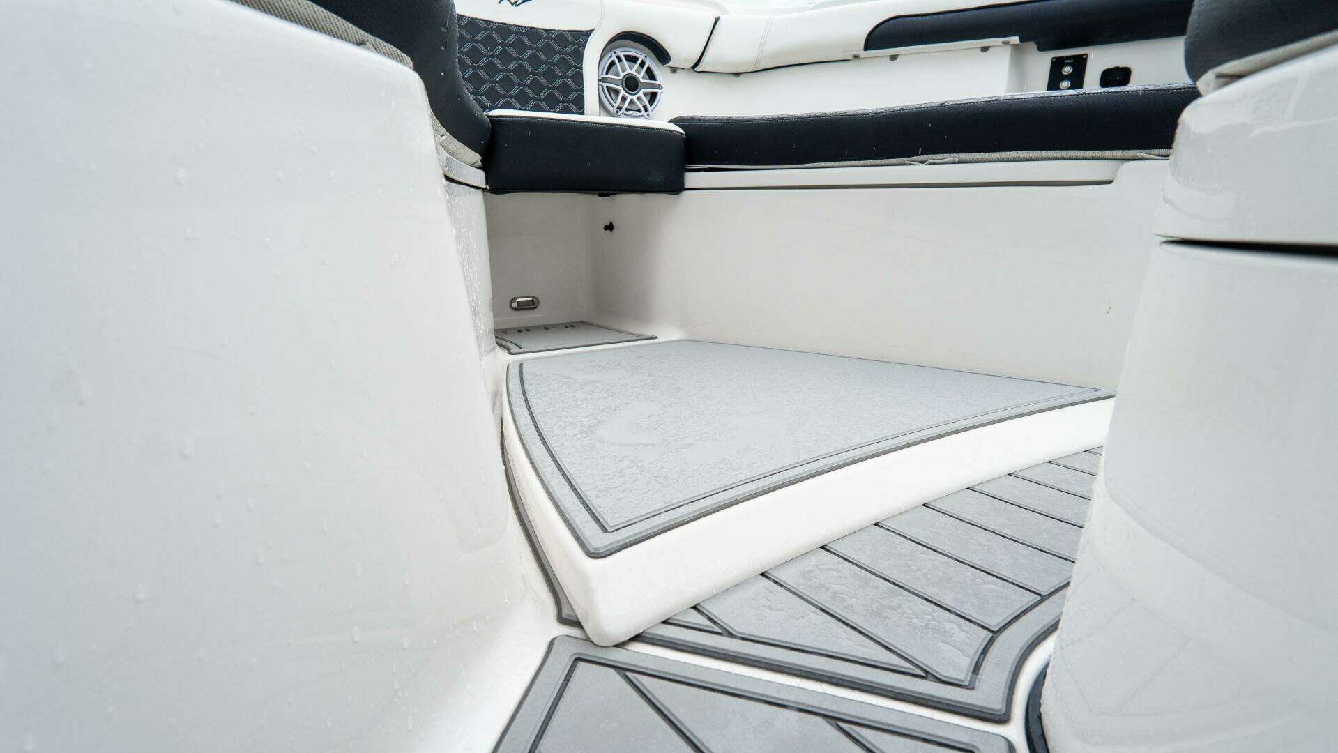 2022 Tidewater CC Adventure - Image 29