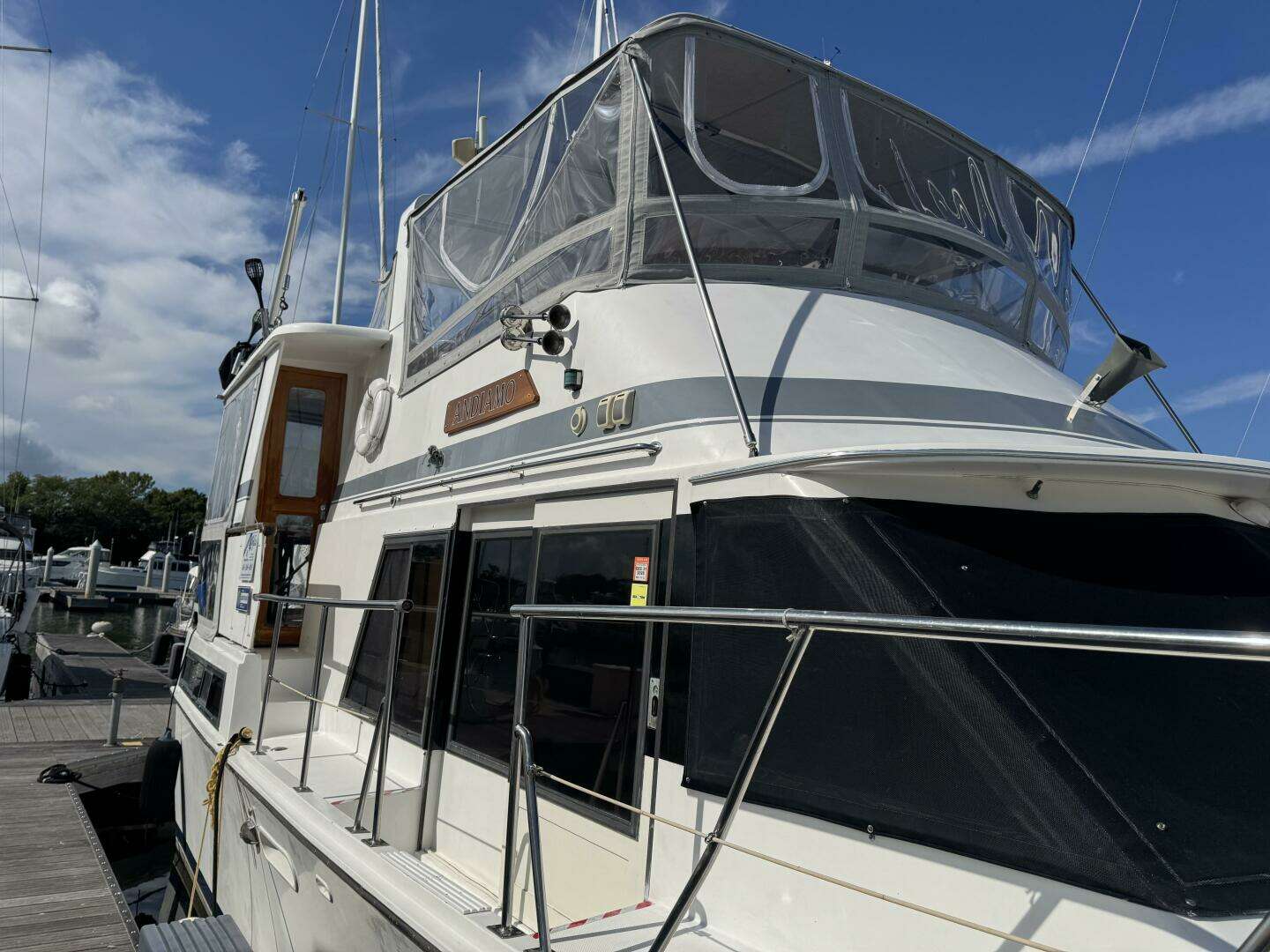 1990 Marine Trader Tradewinds - Image 4