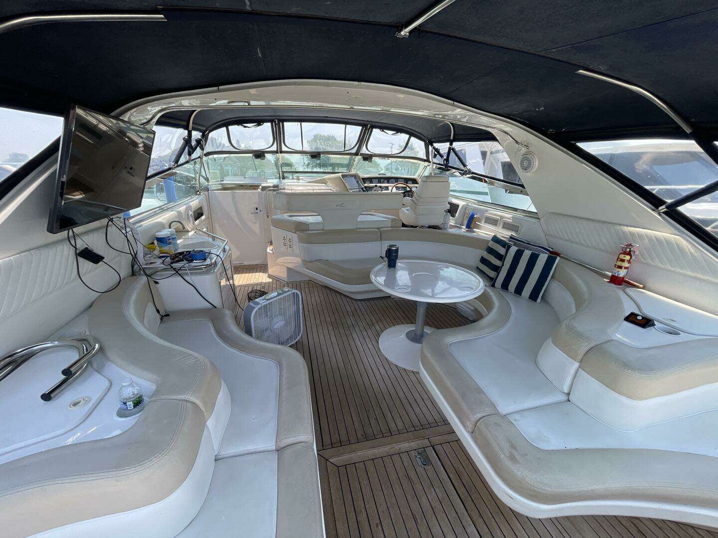 1998 Sea Ray 630 Super Sun Sport - Image 26