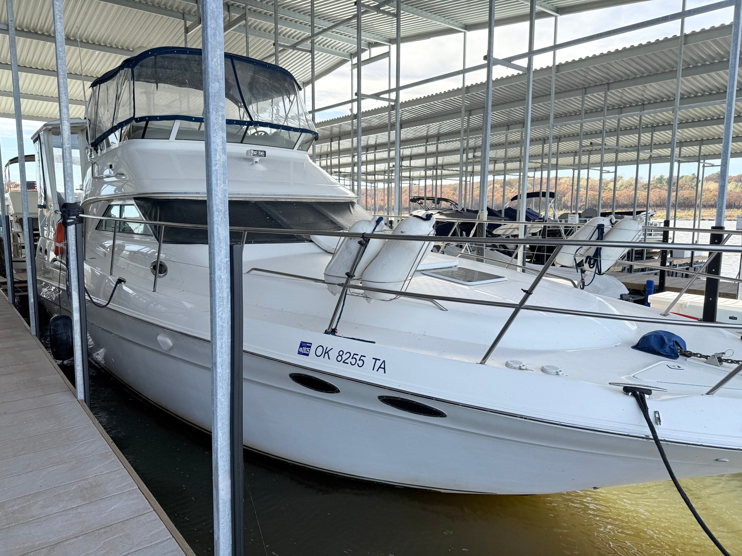 2001 Sea Ray 420 Aft Cabin