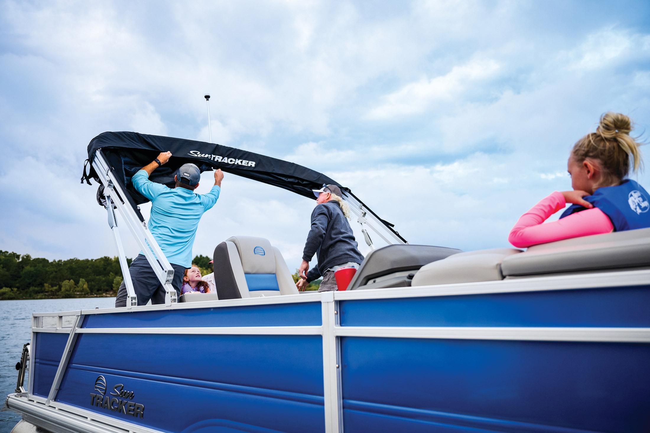 2026 Sun Tracker Party Barge 22 RF XP3 - 81