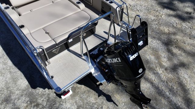 2026 Tahoe Cascade - 23 FT VRB - 12