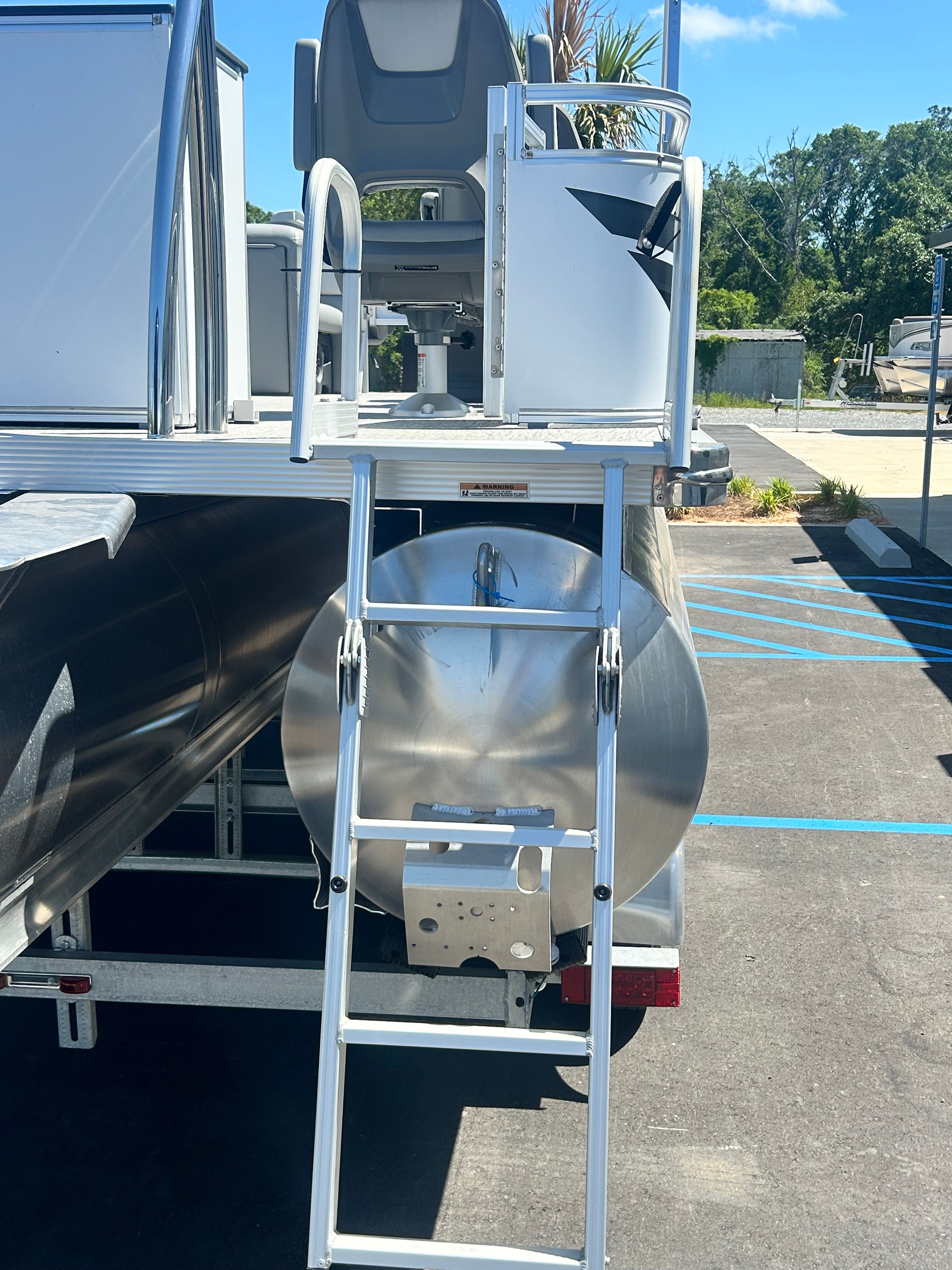 2025 Tahoe SPT FNC23T - 25