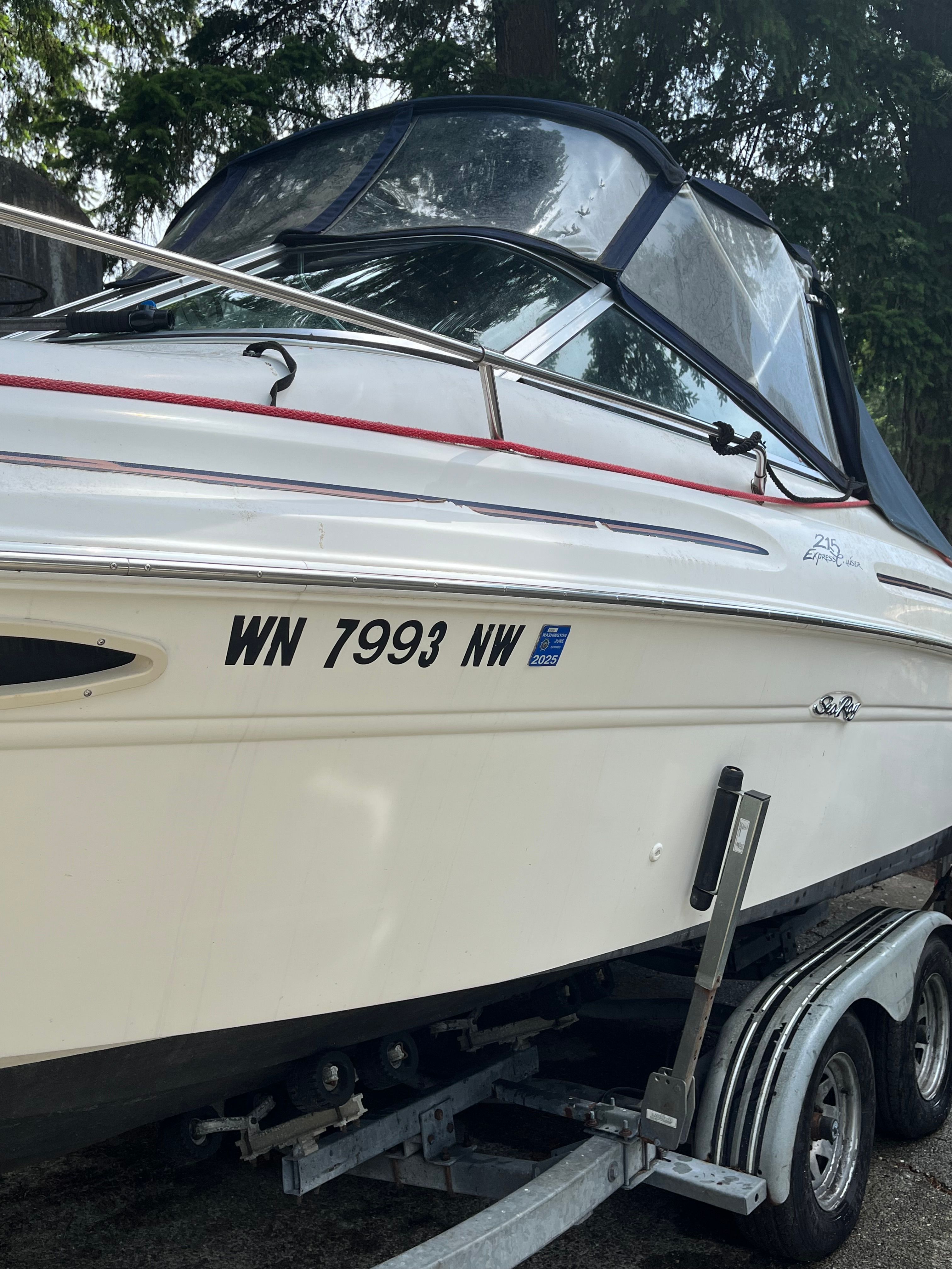 1998 Sea Ray 215 Express Cruiser - 9