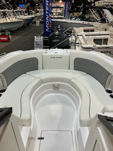 2024 SouthWind 2400 SD boat interior at a boat show