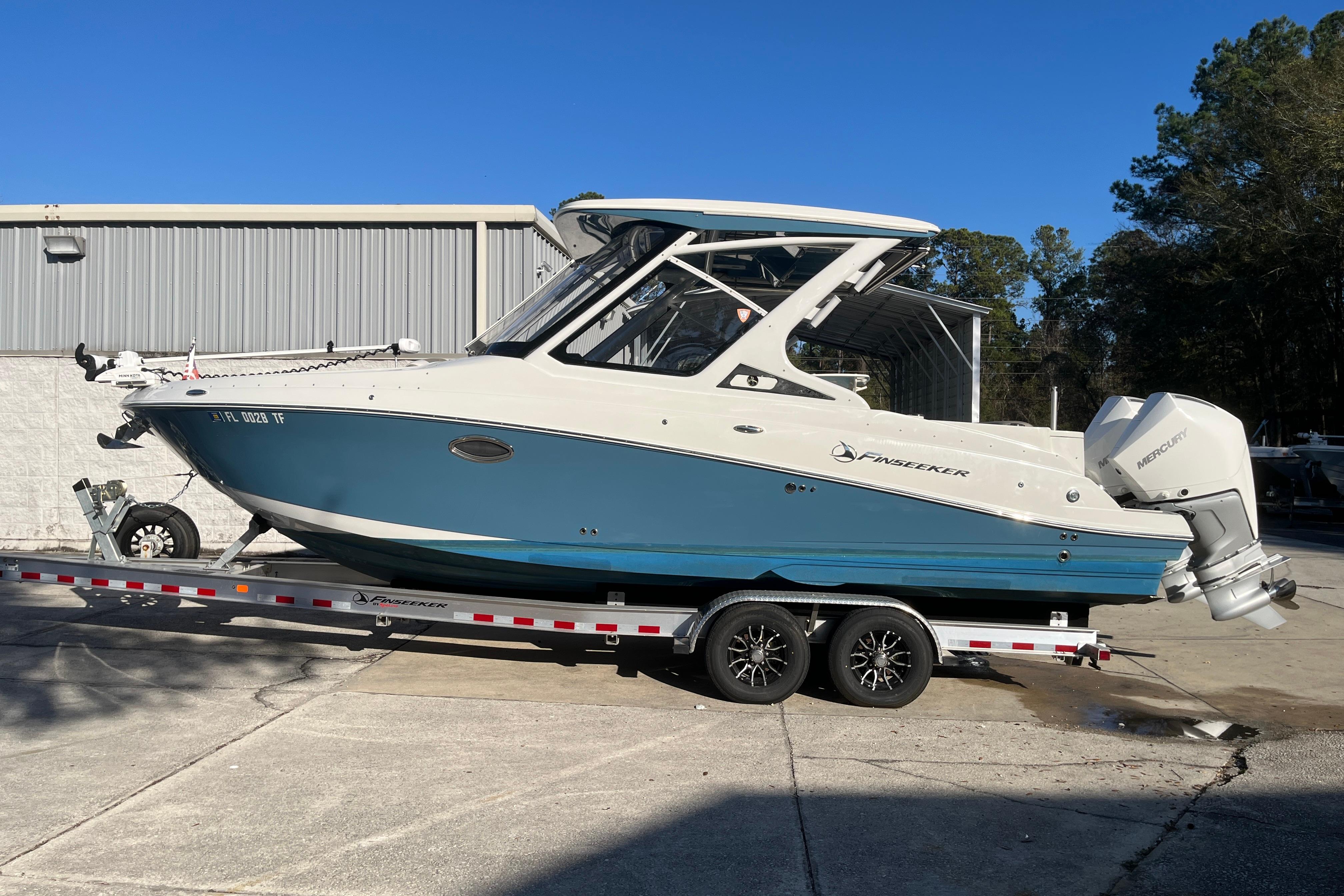 2022 Finseeker 280 DC