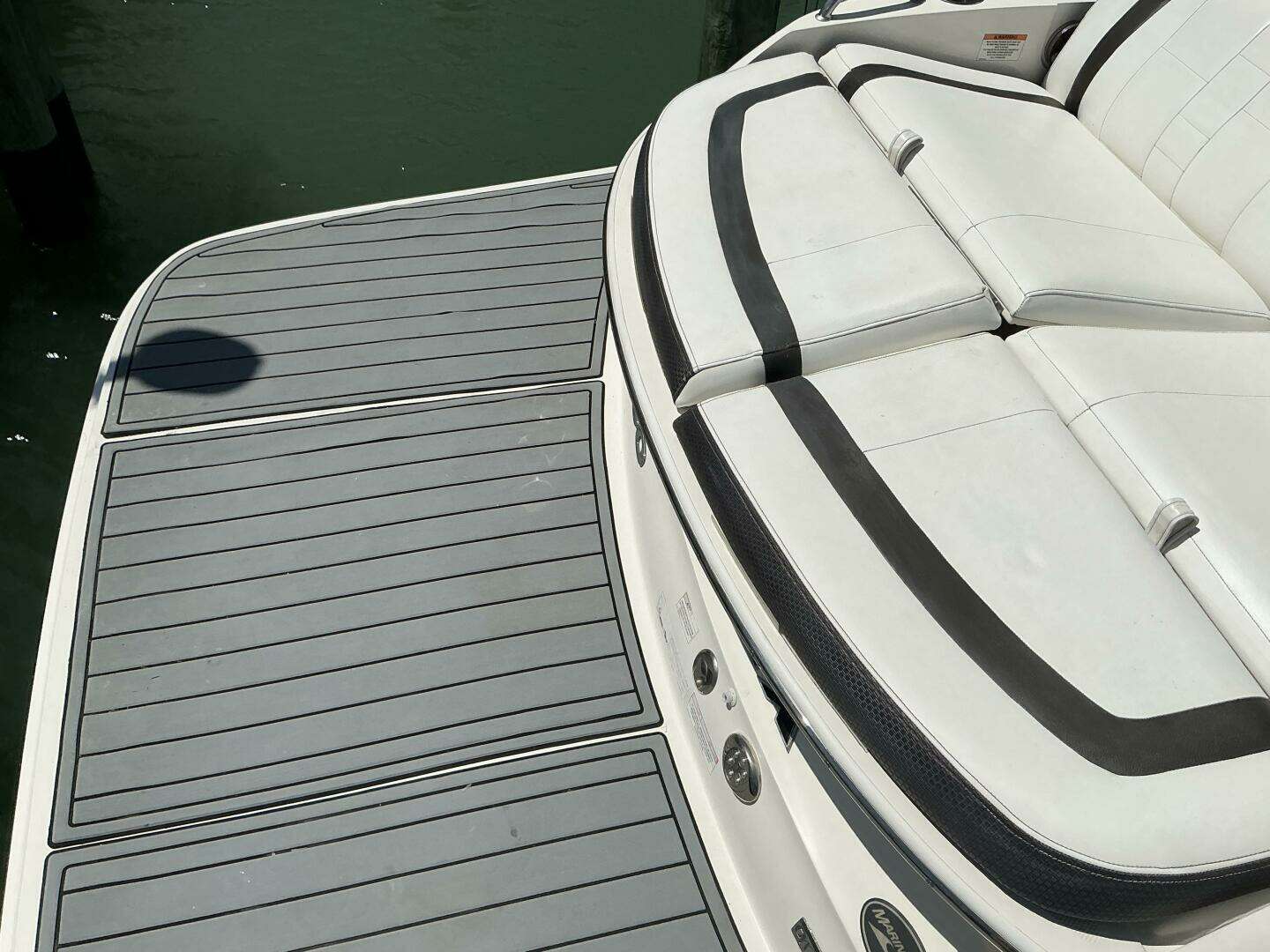 2016 Sea Ray — - Image 6
