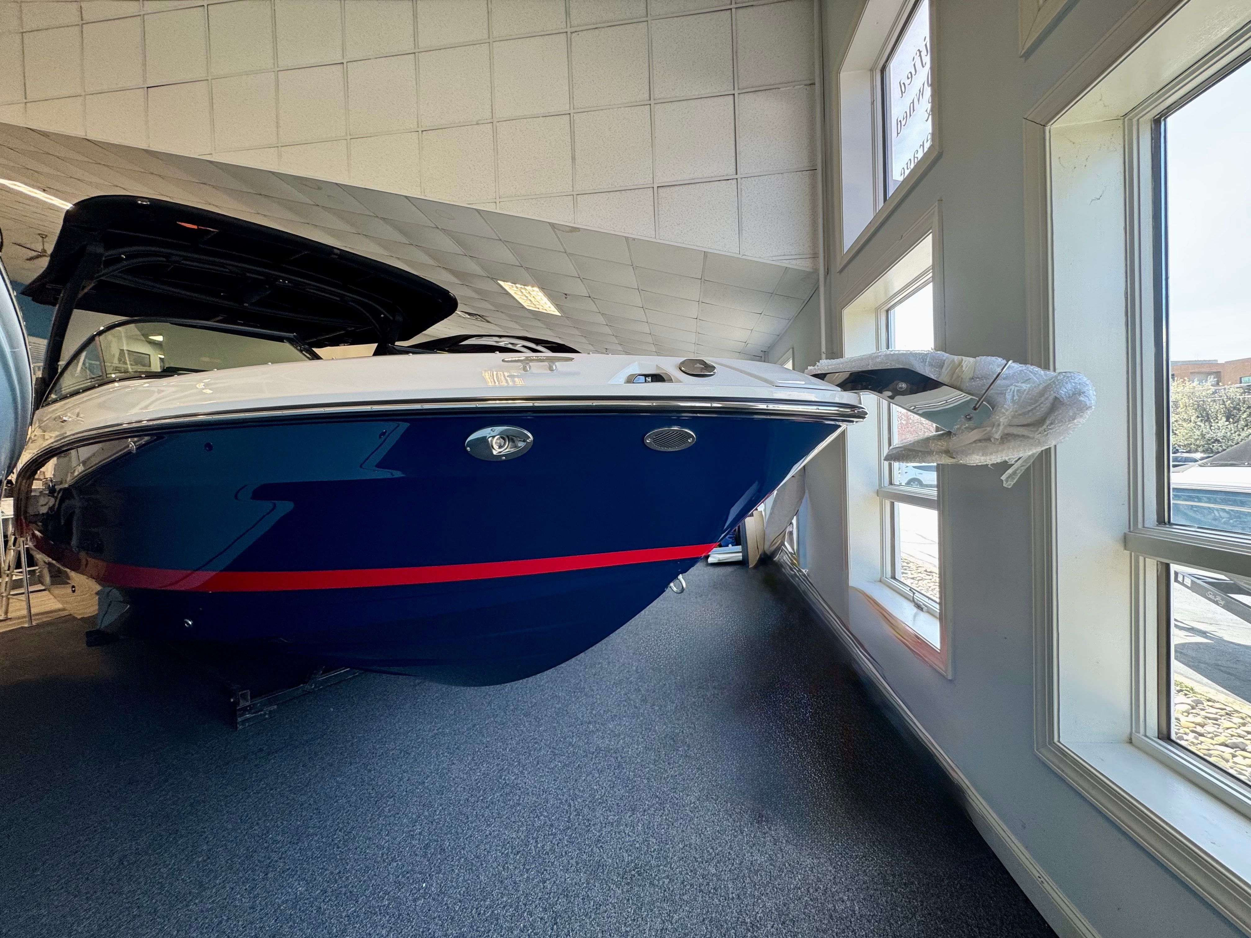 2026 Sea Ray SLX 260
