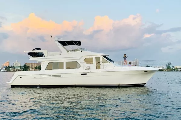 2003 Navigator 5700 Rival
