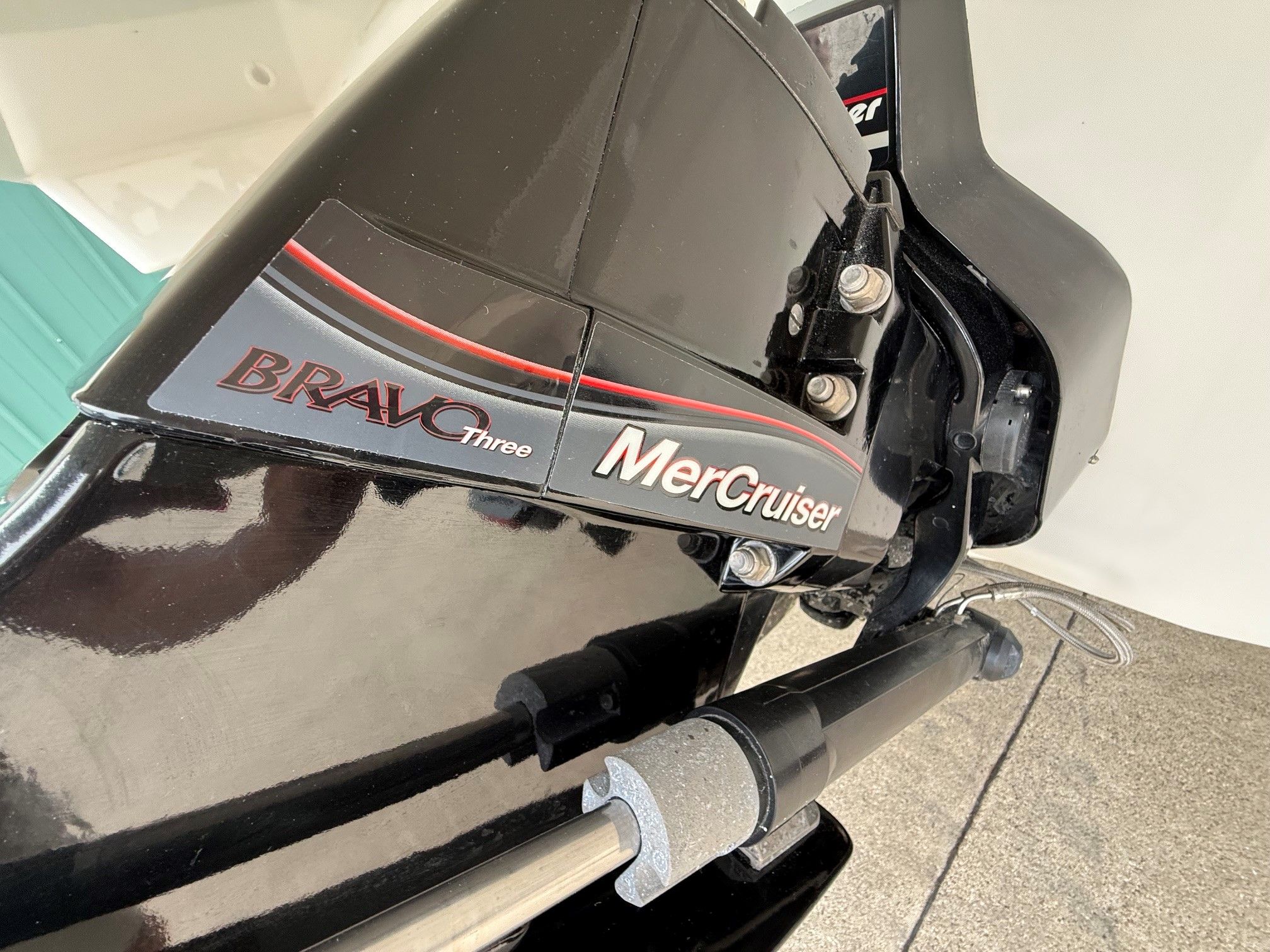 1998 Formula Thunderbird with MerCruiser Bravo Three drive.