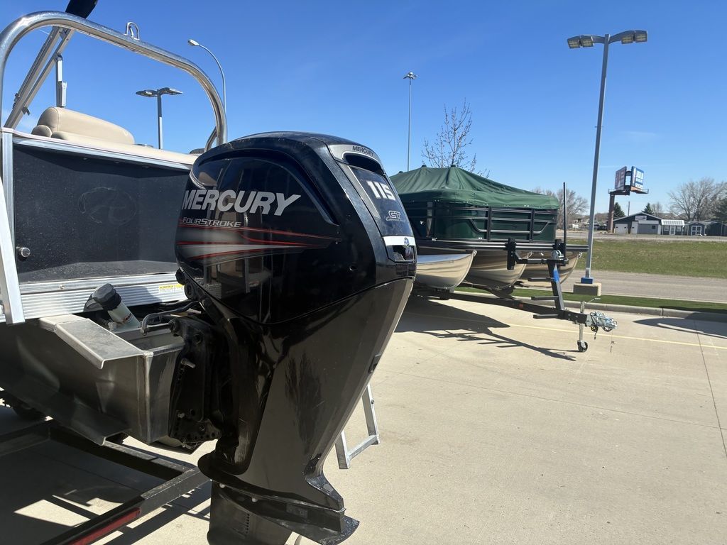 2014 Avalon 2485QL Wind Jammer - 9