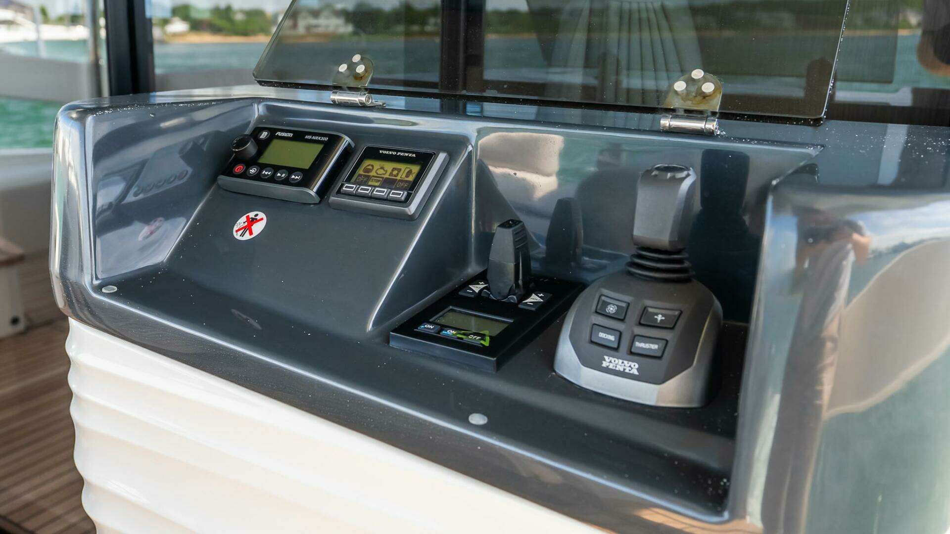 2026 Absolute Navetta 53 - Image 14