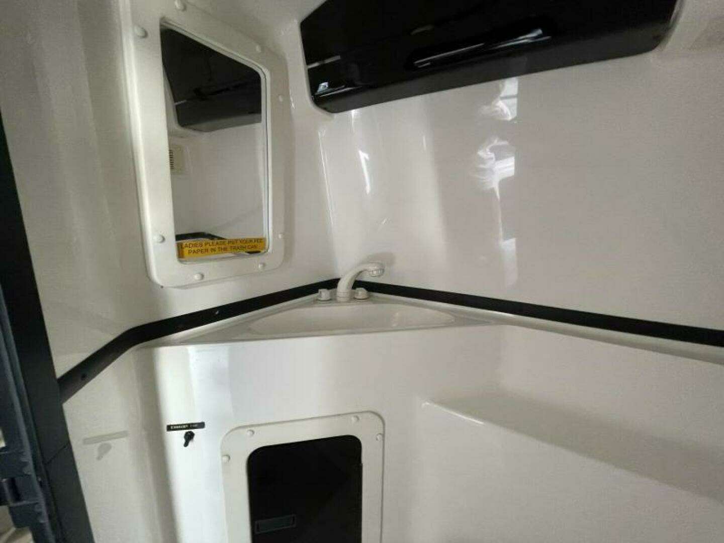 1993 Fountain 38 Sport Cruiser - Image 51