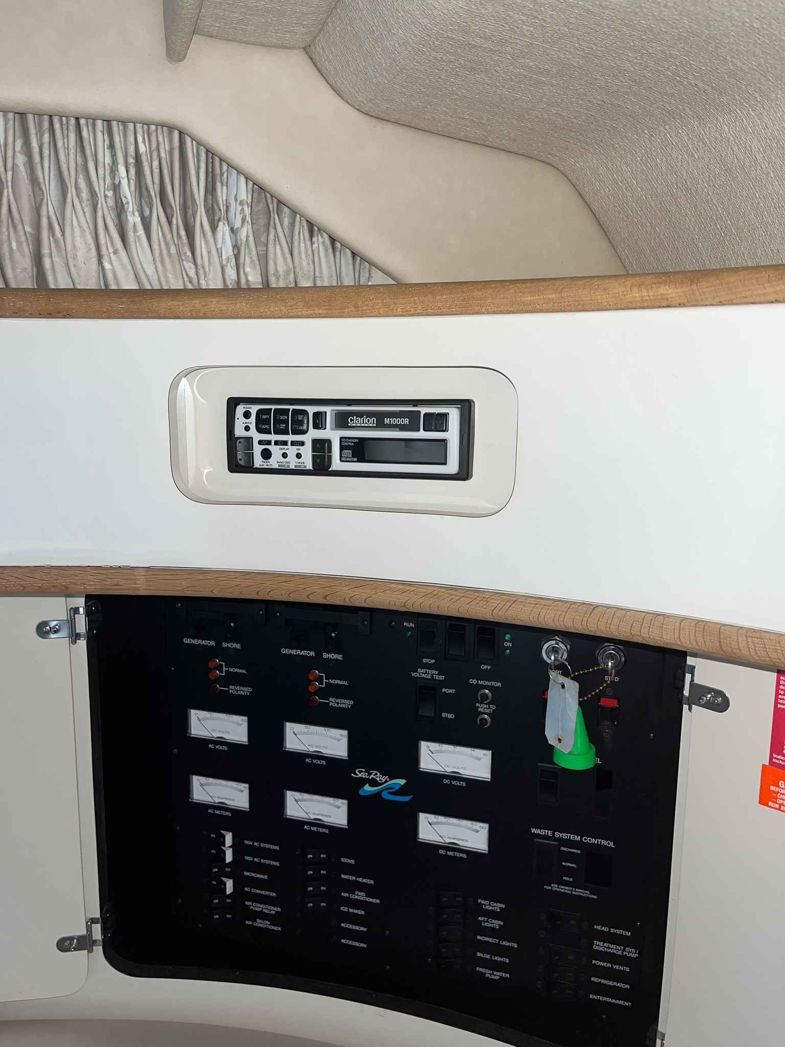 1996 Sea Ray 400 Express Cruiser - 40