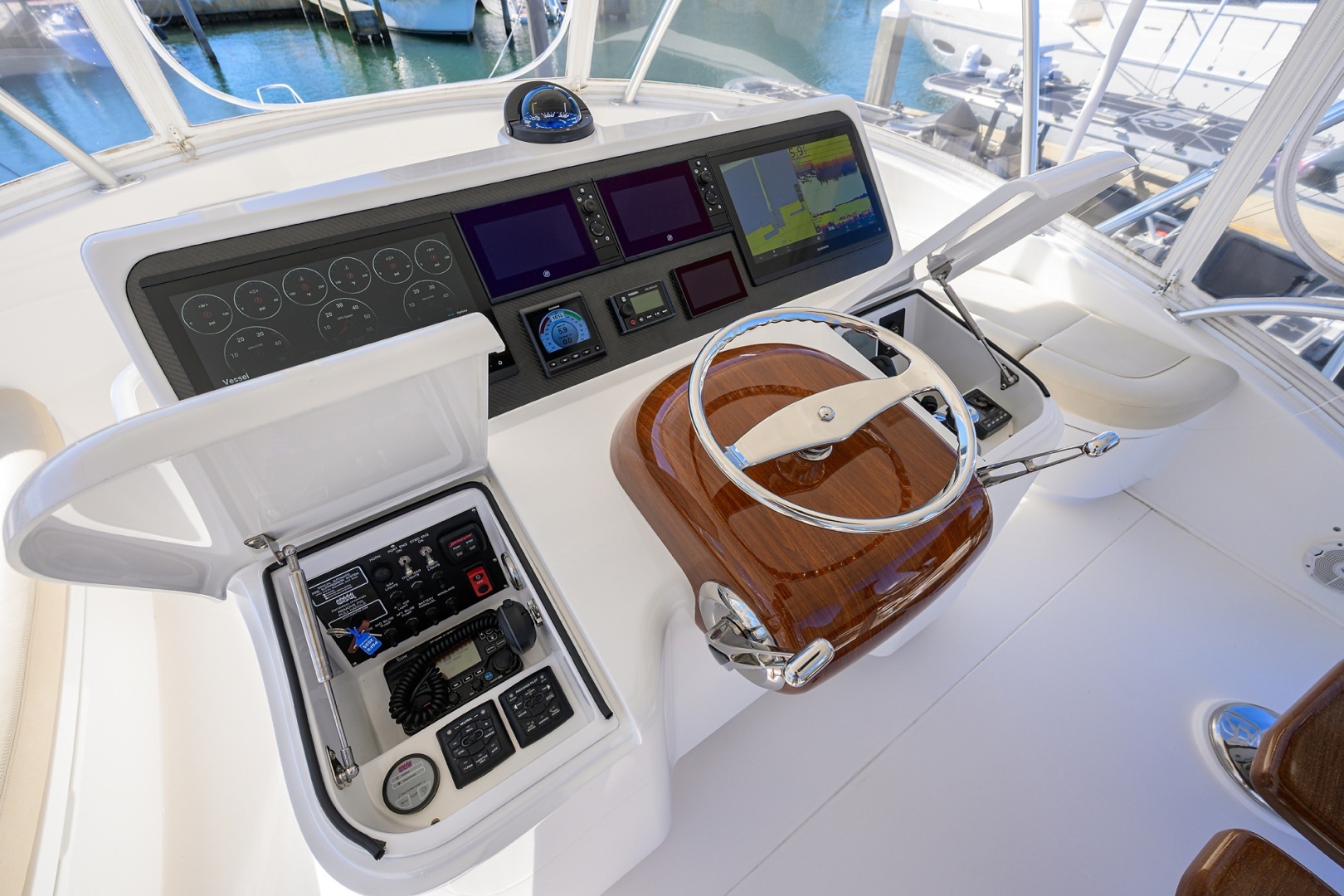 2015 Viking 42 Convertible - Image 26