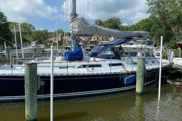 1990 Hylas 44