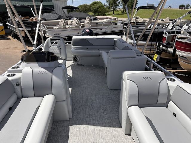 2025 Avalon Venture Cruise Rear Bench 21 FT - 8