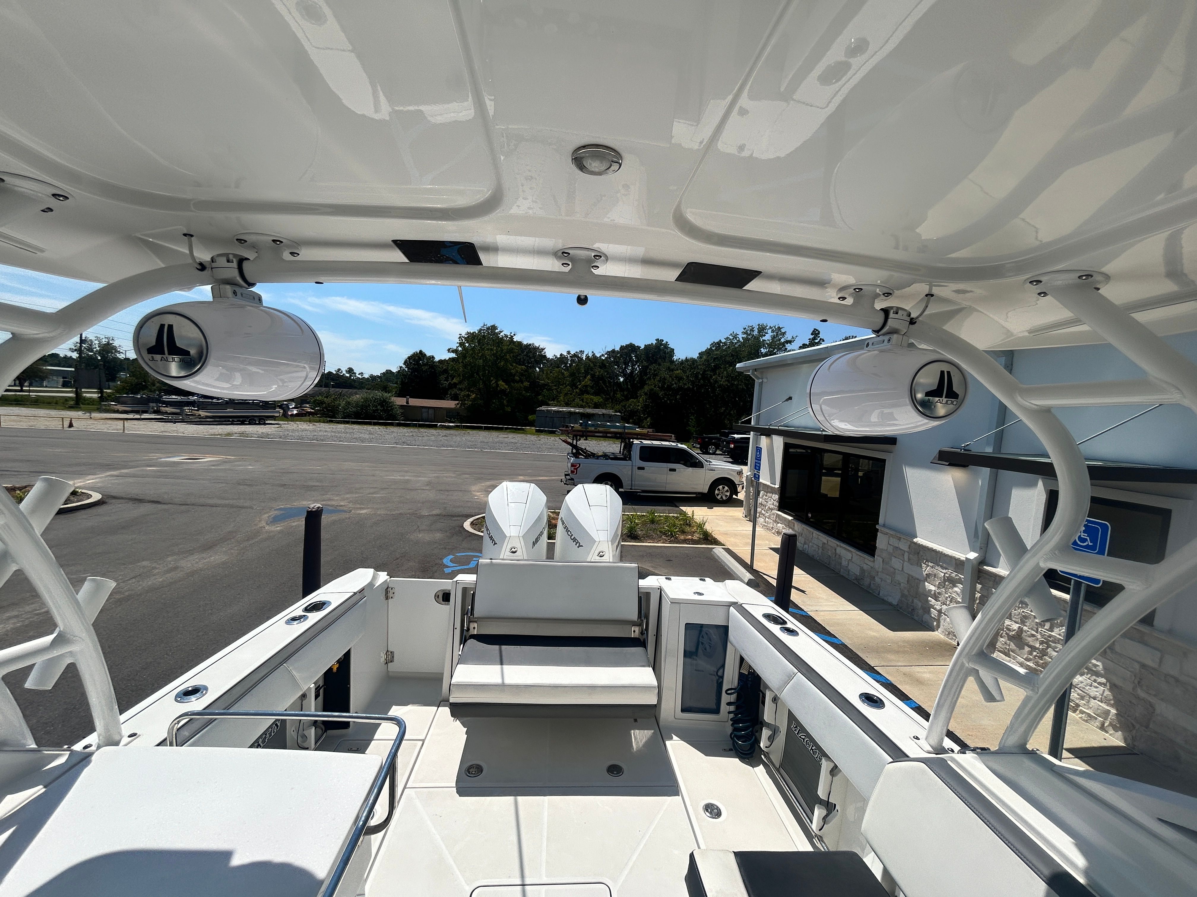 2019 Blackfin 272 DC - 29