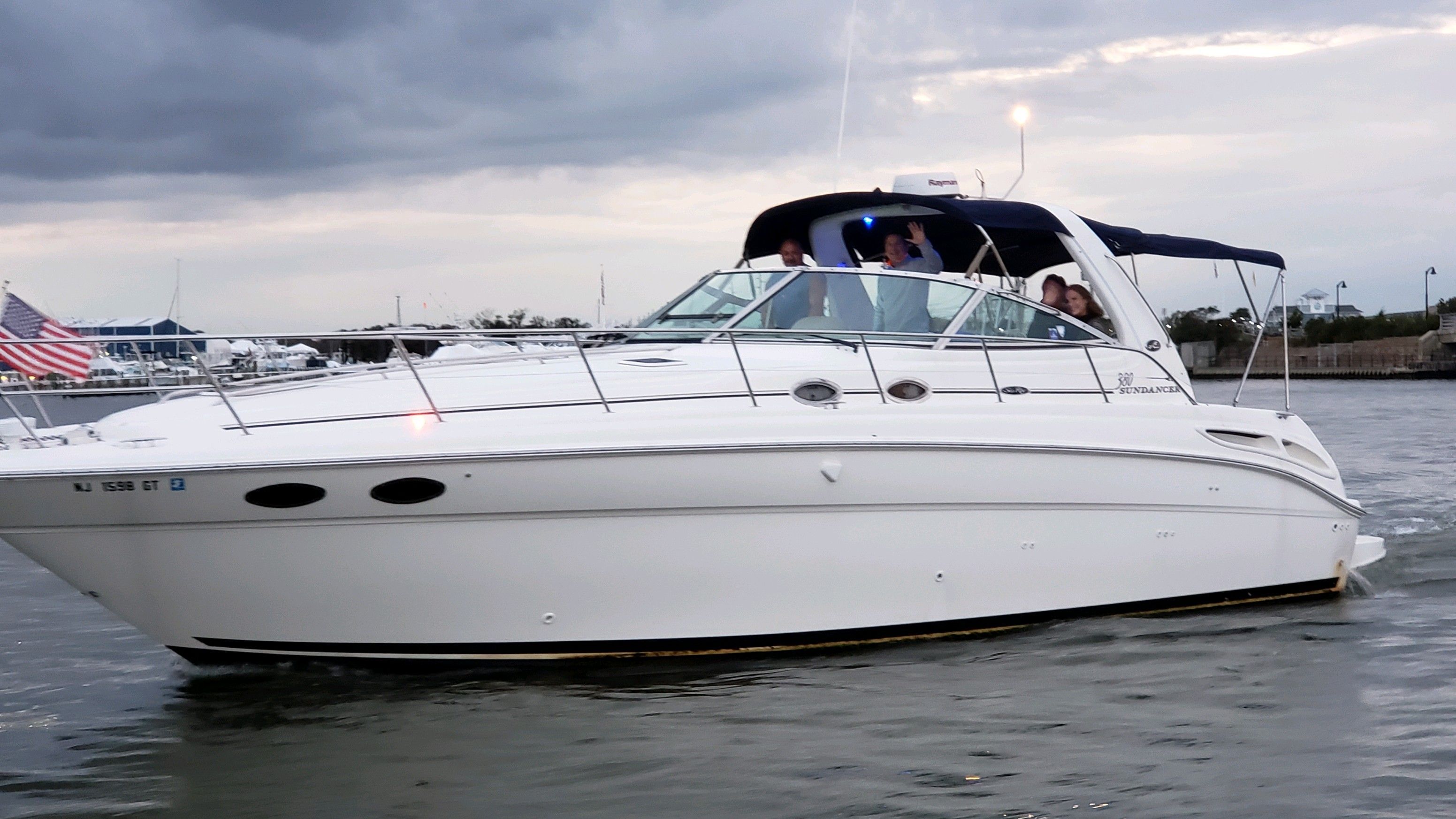 2003 Sea Ray 380 Sundancer - 14