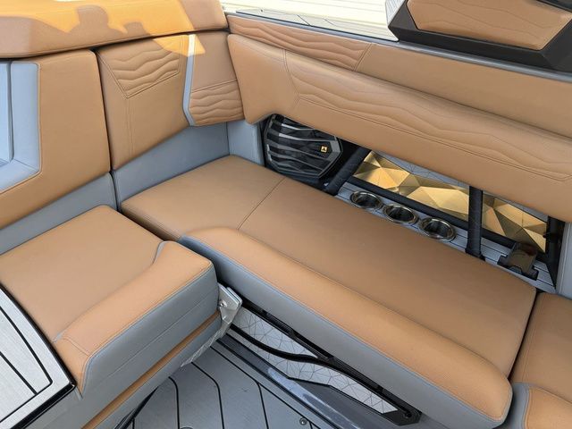 2025 Nautique Super Air Nautique G23 - 6