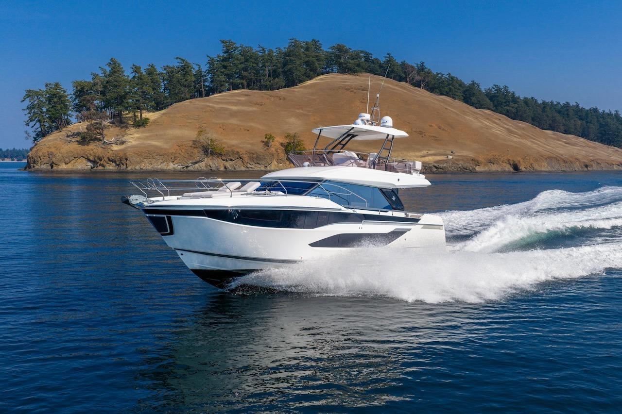 2025 Prestige F4.9