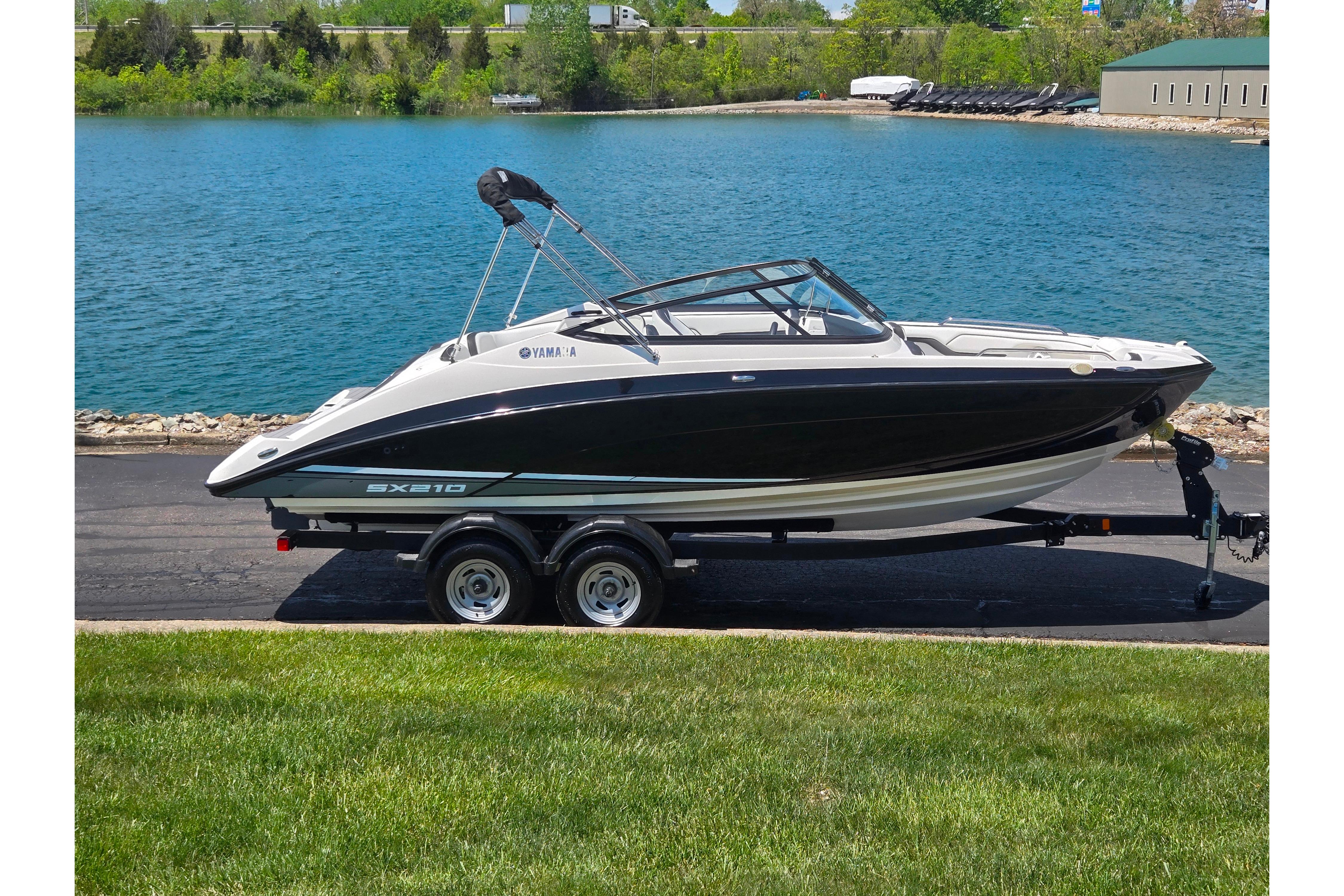 2019 Yamaha Boats SX210