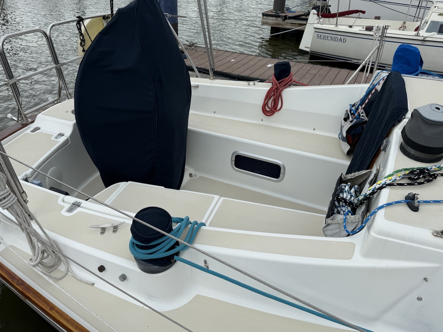 1988 Tartan 31 - Image 8