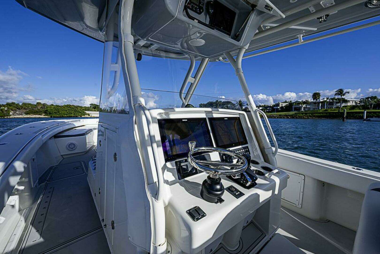 2011 Yellowfin 39 Offshore - Image 10