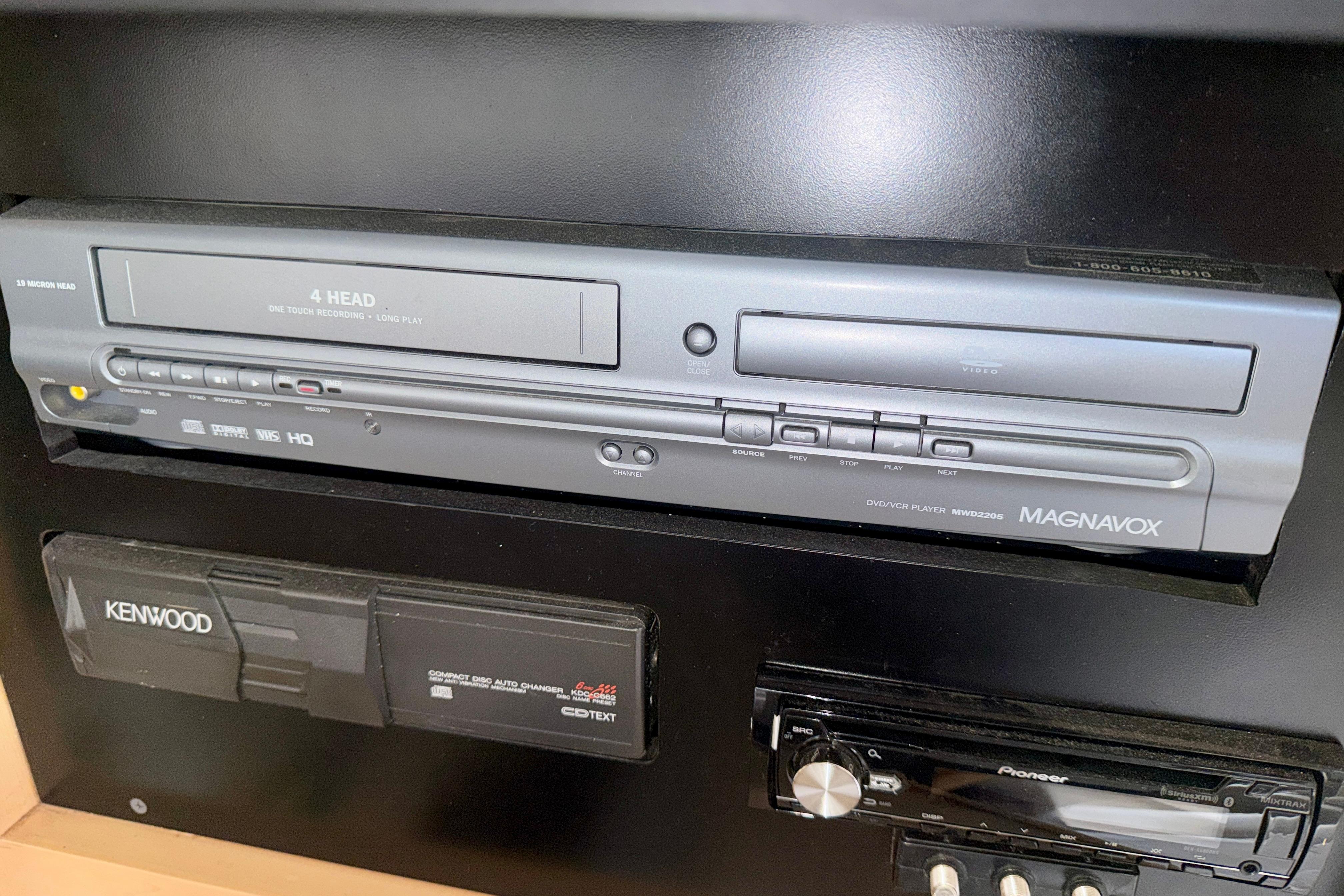 Entertainment system in a 2000 Carver 350 Mariner with Magnavox DVD/VCR and Kenwood audio components.