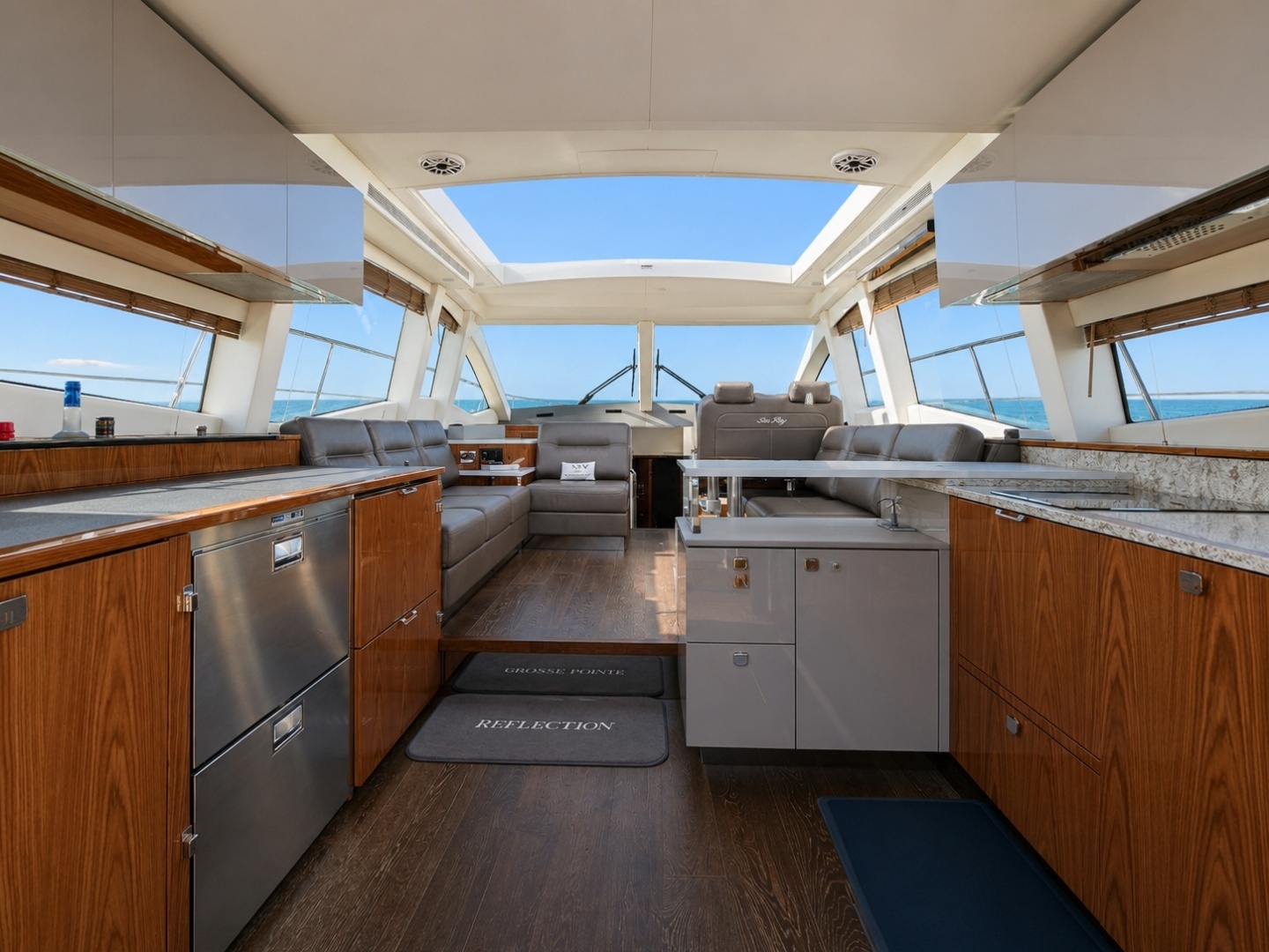 2019 Sea Ray 520 Sundancer - Image 23
