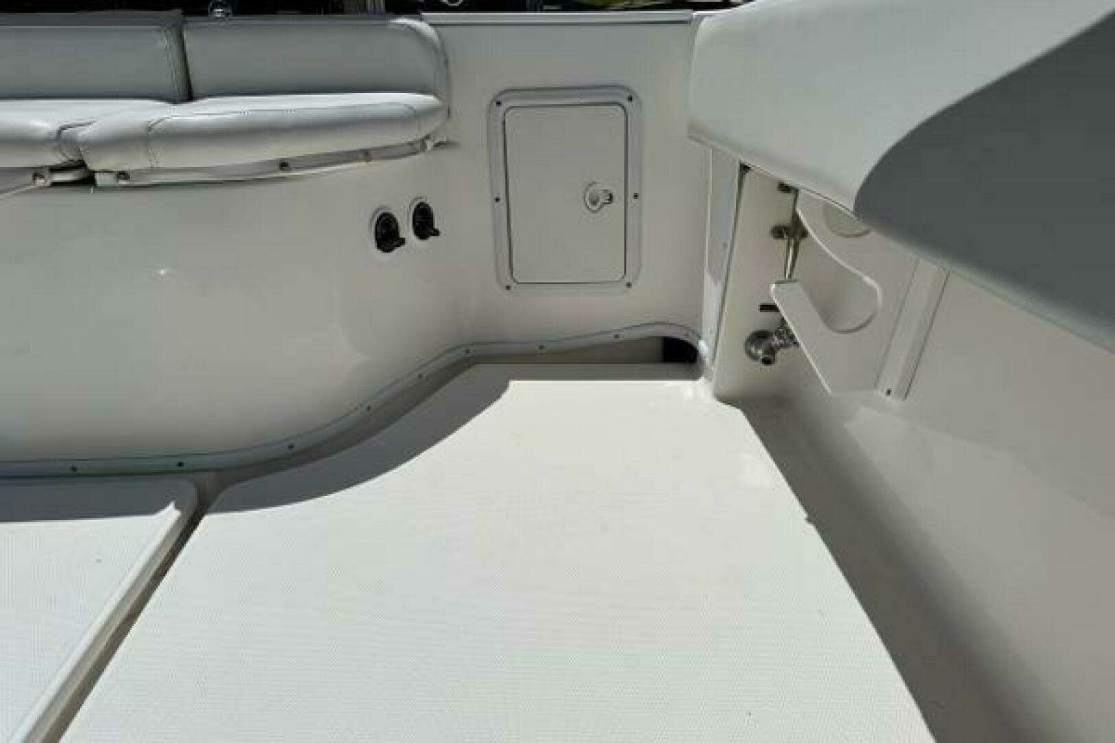 2008 Fountain 34 Center Consoles - Image 31