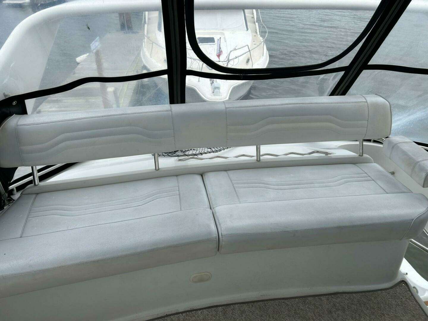 2003 Carver 360 Sport Sedan - Image 25